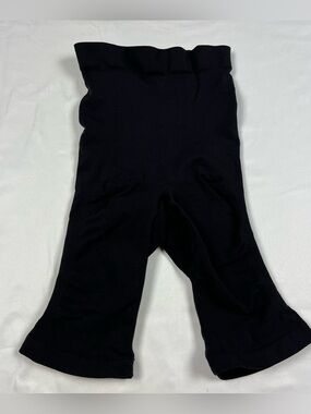 SKIMS Size L/XL Seamless Sculpt Mid Thigh Butt Lifting Shorts Shaper
